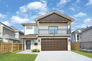 4802 Tracemeadow Dr, Houston, TX 77066 - Photo 1
