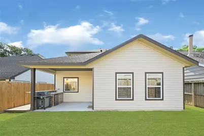 4802 Tracemeadow Drive, Houston, TX 77066 - Photo 29