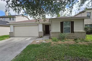 427 Remington Heights Dr, Houston, TX 77073 - Photo 1