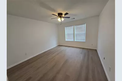 427 Remington Heights Drive, Houston, TX 77073 - Photo 17