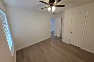 427 Remington Heights Dr, Houston, TX 77073 - Photo 7