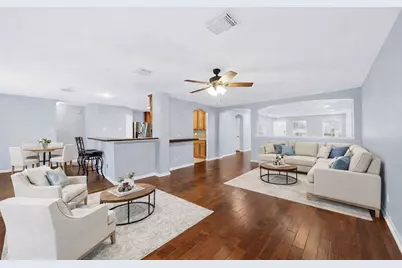 5811 Vineyard Hill Drive, Pearland, TX 77581 - Photo 5