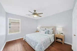 5811 Vineyard Hill Dr, Pearland, TX 77581 - Photo 7