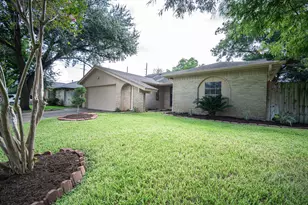 7015 San Pablo Dr, Houston, TX 77083 - Photo 3