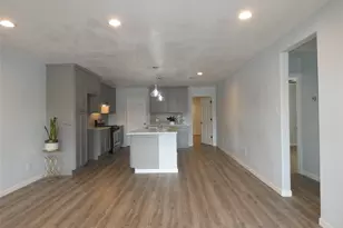 8215 Canyon St, Houston, TX 77051 - Photo 3