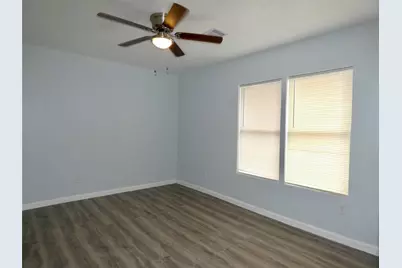 8215 Canyon Street, Houston, TX 77051 - Photo 9
