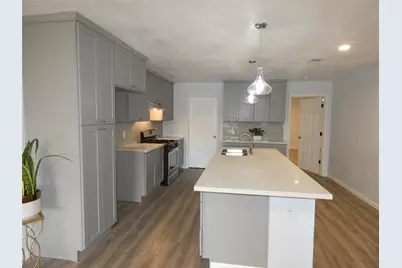 8215 Canyon Street, Houston, TX 77051 - Photo 5