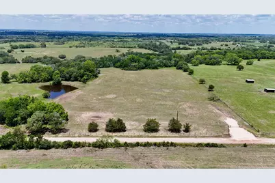 1049 Muehr Road, Weimar, TX 78962 - Photo 23