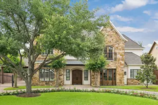 210 Glenwood Dr, Houston, TX 77007 - Photo 1