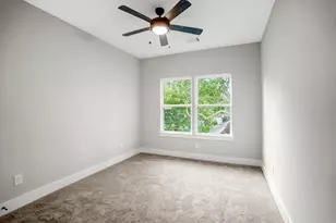 314 N Stiles St, Houston, TX 77011 - Photo 29