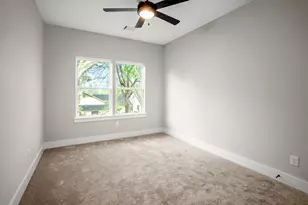 314 N Stiles St, Houston, TX 77011 - Photo 33