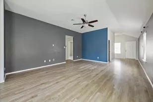 6747 Scarlet Sagebrush St, Katy, TX 77449 - Photo 3