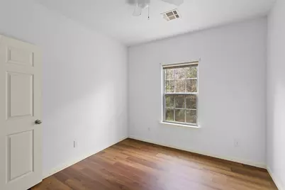 409 Beto St #7, Huntsville, TX 77340 - Photo 9