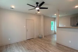 130 Flamingo Bight S, Baytown, TX 77523 - Photo 9