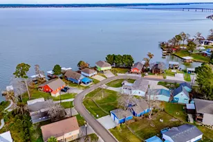 400 E Woodland Shrs Dr, Point Blank, TX 77364 - Photo 3