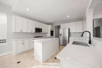7711 Heron Lakes Drive, Houston, TX 77064 - Photo 15