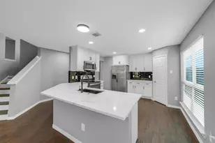 2214 Shady Pine Dr, Conroe, TX 77301 - Photo 5
