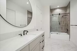 267 Maple Valley Rd, Houston, TX 77056 - Photo 41