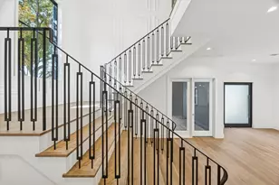 267 Maple Valley Rd, Houston, TX 77056 - Photo 11