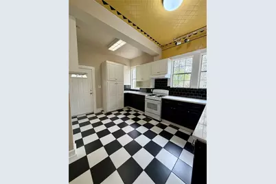 2149 Lakeshore Drive, Port Arthur, TX 77640 - Photo 9