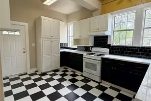 2149 Lakeshore Dr, Port Arthur, TX 77640 - Photo 9