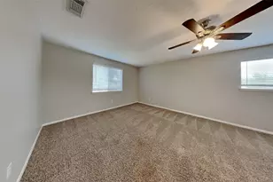 3103 Heritage Green Dr, Pearland, TX 77581 - Photo 13