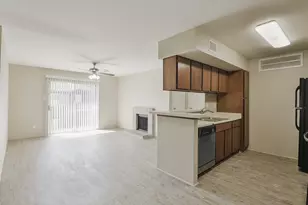 12905 Woodforest Bl, Houston, TX 77015 - Photo 7