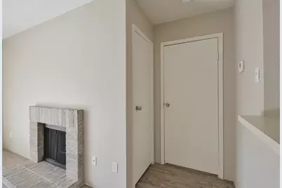 12905 Woodforest Bl #704, Houston, TX 77015 - Photo 11