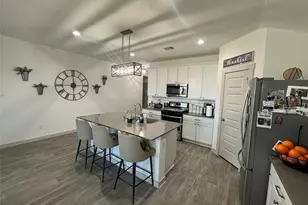 827 Teal Moon Dr, Rosharon, TX 77583 - Photo 5