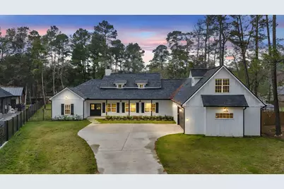 5 W Forest Court, Conroe, TX 77384 - Photo 1