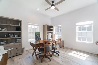 5 W Forest Court, Conroe, TX 77384 - Photo 19