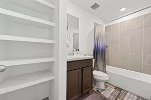 1119 Dewberry Downs Ln, Houston, TX 77090 - Photo 13