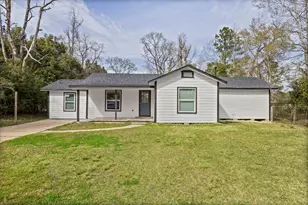 370 W Bolivar St, Vidor, TX 77662 - Photo 1