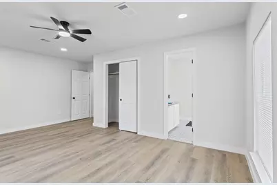 370 W Bolivar Street, Vidor, TX 77662 - Photo 13