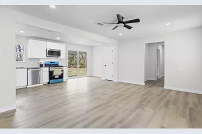 370 W Bolivar Street, Vidor, TX 77662 - Photo 5