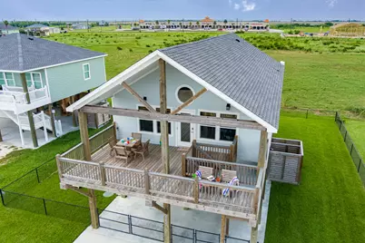 2285 E Lobster Street, Crystal Beach, TX 77650 - Photo 11