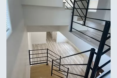 201 E 37th Street, Houston, TX 77018 - Photo 29