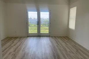 201 E 37th St, Houston, TX 77018 - Photo 21