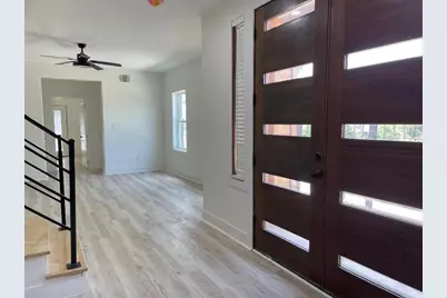 201 E 37th Street, Houston, TX 77018 - Photo 5