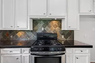 4746 Kinglet St, Houston, TX 77035 - Photo 15