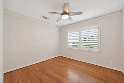 4746 Kinglet Street, Houston, TX 77035 - Photo 29