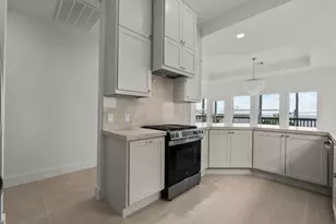 510 2nd St, San Leon, TX 77539 - Photo 15
