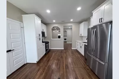 3121 Southmore Boulevard, Houston, TX 77004 - Photo 9