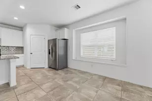 17515 Harbourfront Rd, Humble, TX 77346 - Photo 11