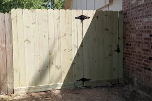 8002 Knightwood Forest Dr, Houston, TX 77088 - Photo 3