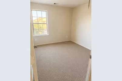 9735 Raisbeck, Houston, TX 77044 - Photo 7