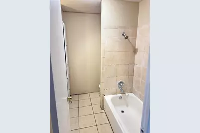 7818 Grove Ridge Drive, Houston, TX 77061 - Photo 7