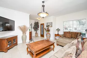 15611 Oakworth Ct, Sugar Land, TX 77498 - Photo 7