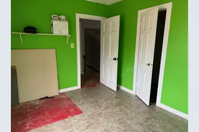 230 9th Avenue N, Texas City, TX 77590 - Photo 17