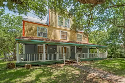 230 9th Avenue N, Texas City, TX 77590 - Photo 3